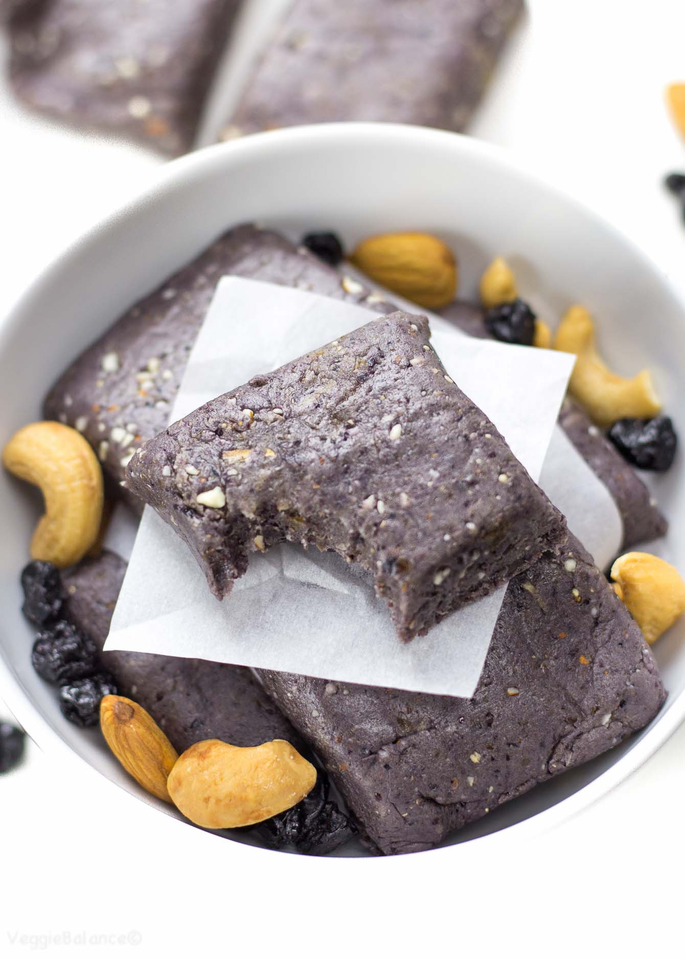 No Bake Protein Bars (Copycat Blueberry RX Bars) - VeggieBalance