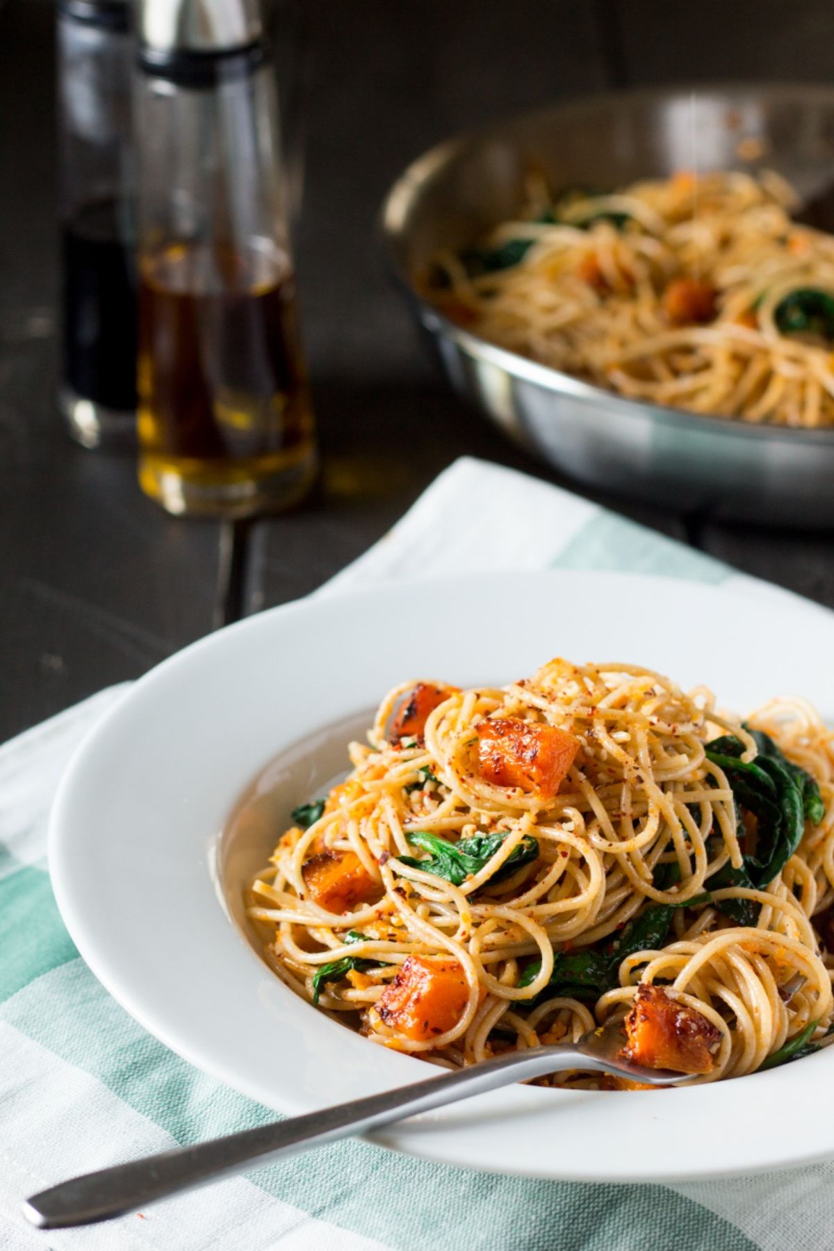 Roasted tomato sauce pasta - Lazy Cat Kitchen